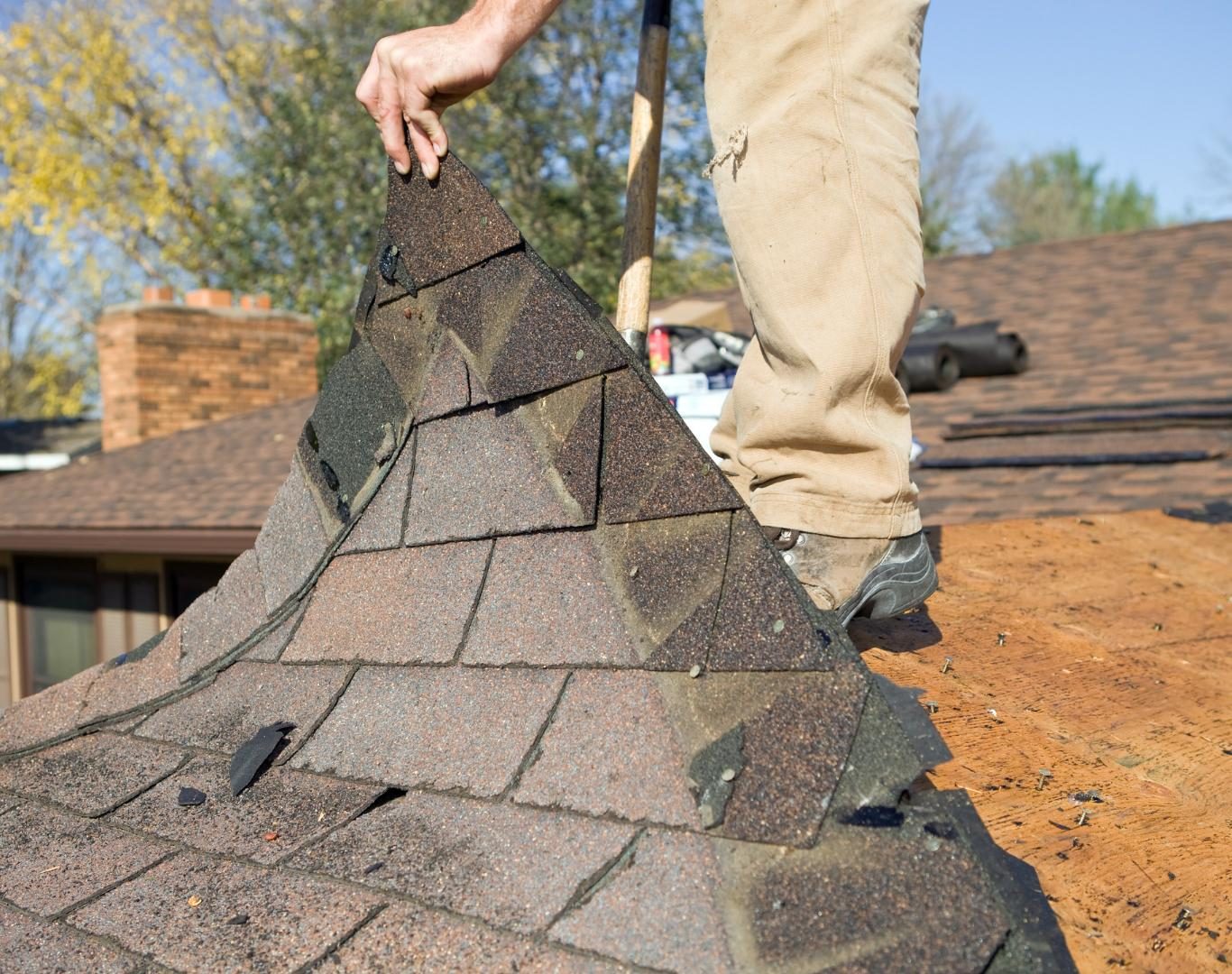 Roof repair in Arvada, CO by CCS Roofing
